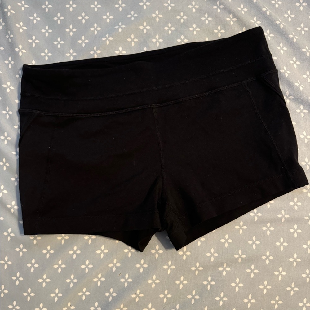 Athleta black shorts sz M